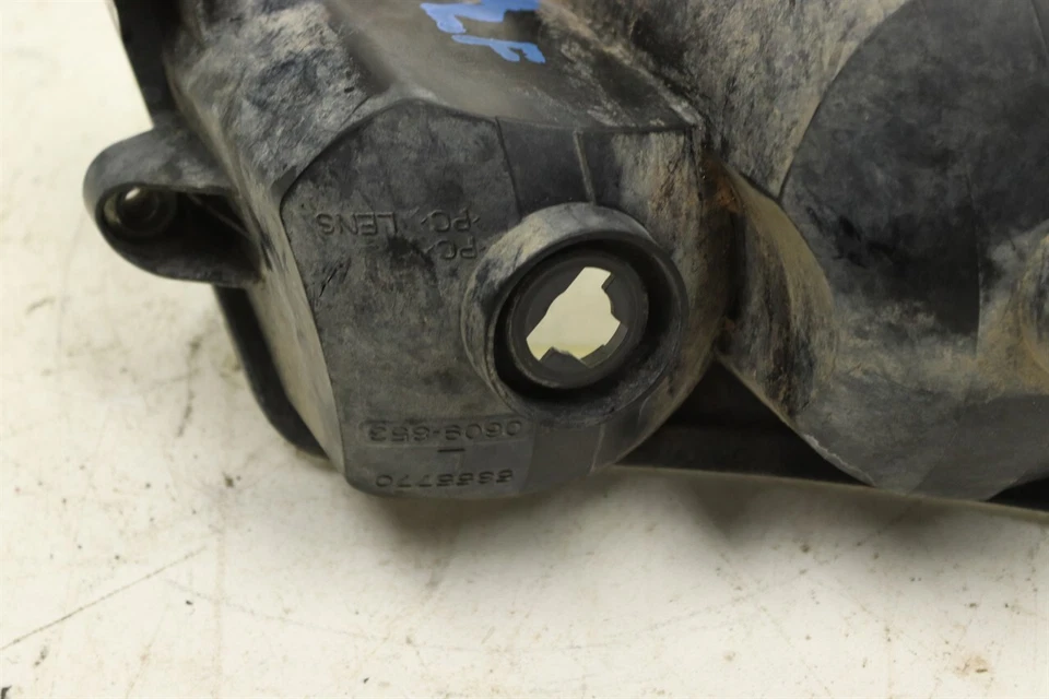 Faro izquierdo Arctic Cat 550 Ltd 14 0609-853 46429 Foto 3 de 4