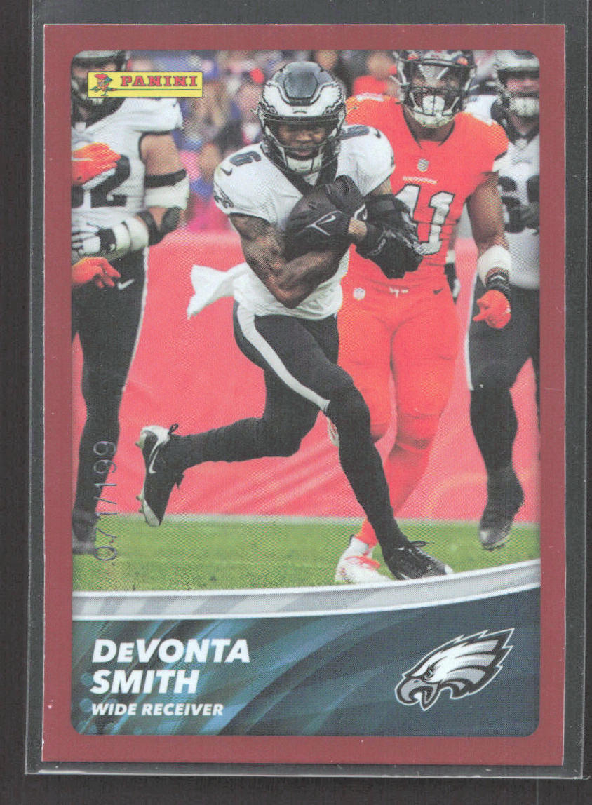 2022 Panini Sticker & Card Collection DeVonta Smith #44 Red #071/199