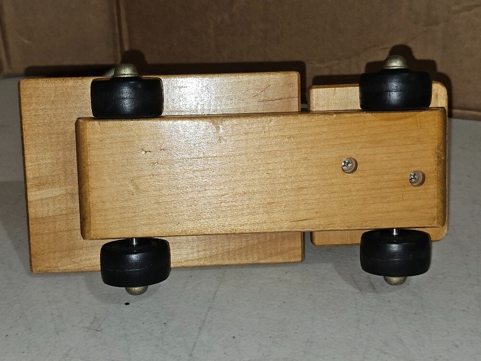 Community Playthings Rifton, NY, Wood Toy SMALL FLATBED Truck, Nice