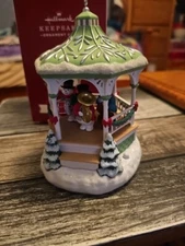2020 Hallmark Keepsake Club Snowman Band Magic Light/Sound/Motion Ornament Works