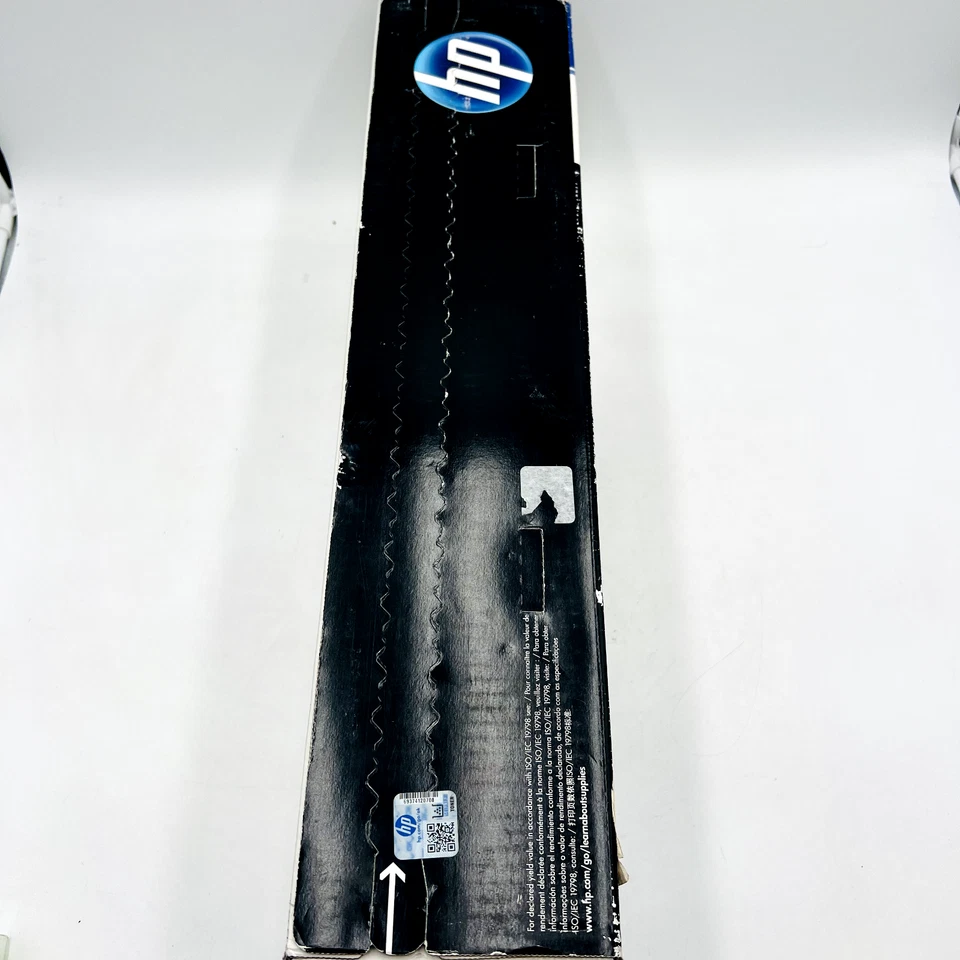 HP 824A (CB381A) LaserJet Toner Cartridge Cyan- New Sealed - Image 3 of 4