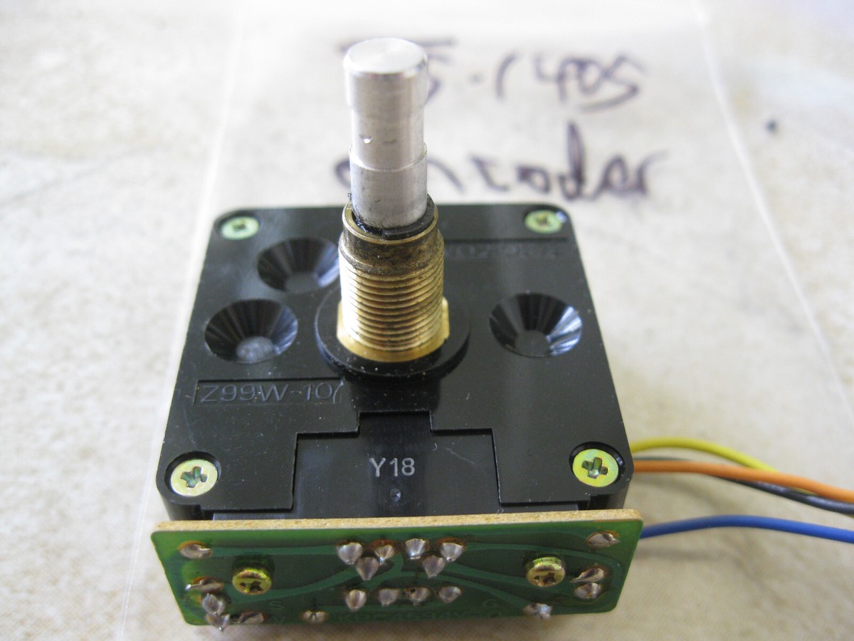 KENWOOD TS-140V 修理ベースに TS-140 サブダイヤル修理 - くっしーの徒然日記