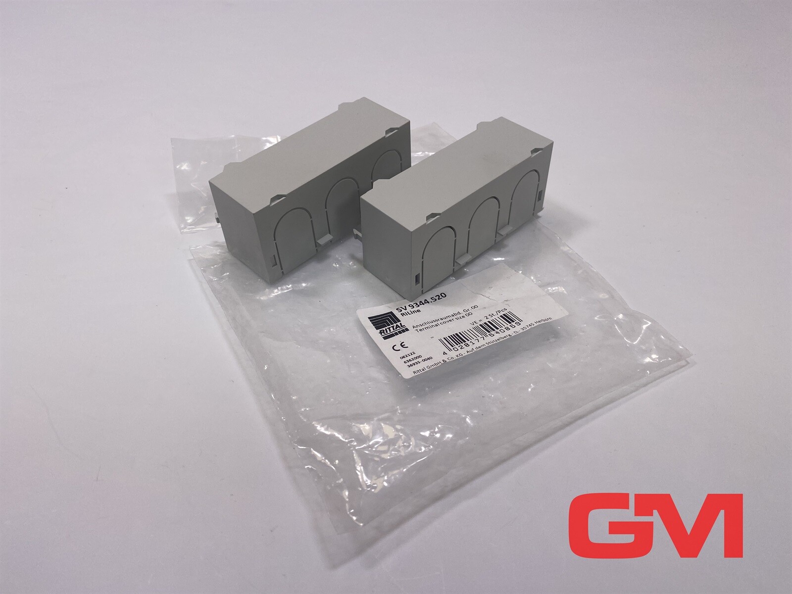 2x Rittal SV Connection Space Cover SV 9344.520