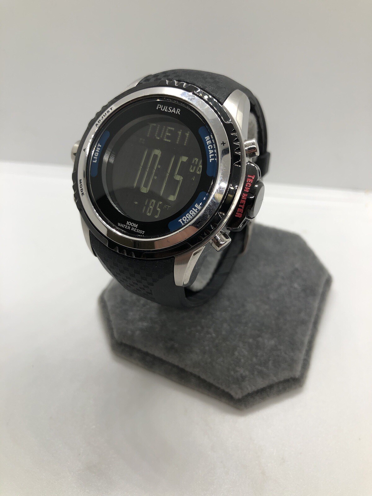 Rare Men’s Vintage PULSAR Digital Watch Chrono Alarm EXCELLENT CONDITION