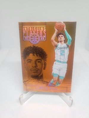 LaMelo Ball 2021-22 Panini ' Intriguing Players ' Orange Parallel #17