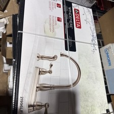Delta Kitchen Faucet W Spray Windemere Two Handle Kitchen Stainless NIB 