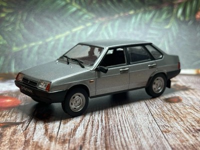 Diecast Soviet car Lada 21099 Sputnik DeAGOSTINI 1/43 Scale