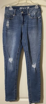 Seven7 NWOT Women s Skinny  Tummyless  Jeans 8