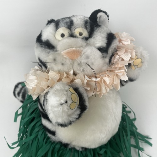 Vtg B Kliban Cartoon Fat Cat In Hawaiian Grass Hula Skirt Lei 1980 Striped Shirt