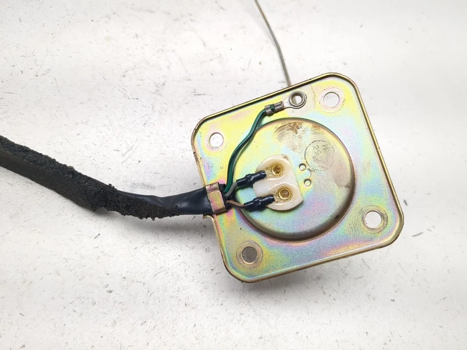 Unidad de envío de nivel de combustible gasolina 97-03 Honda CBR1100XX Blackbird CBR 1100 Foto 3 de 4