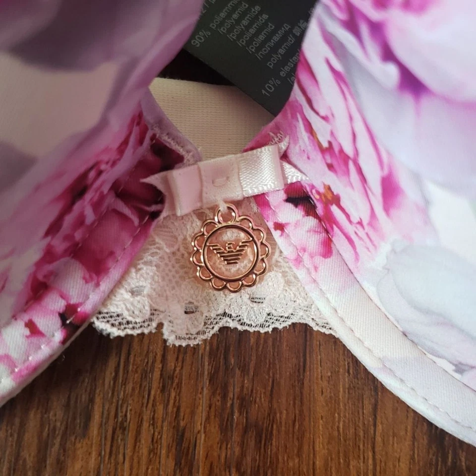 Nuevo con etiquetas Sujetador Emporio Armani Floral Rosa Femenino Silencioso Lujo Pushup Talla 34B Foto 2 de 4
