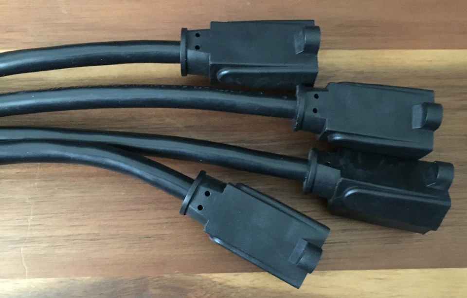 Staples Relocatable 5-Outlet PowerTap Power Supply 15A 125V AC, 50/60HZ - Image 4 of 4