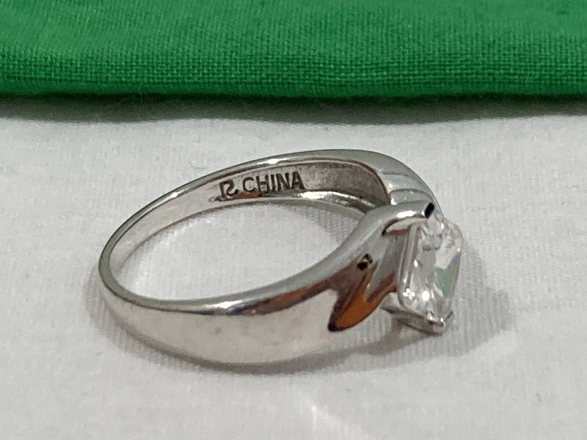 ROSS SIMONS CHINA 10k CZ White Gold Cubic Zirconia Stone Band RING