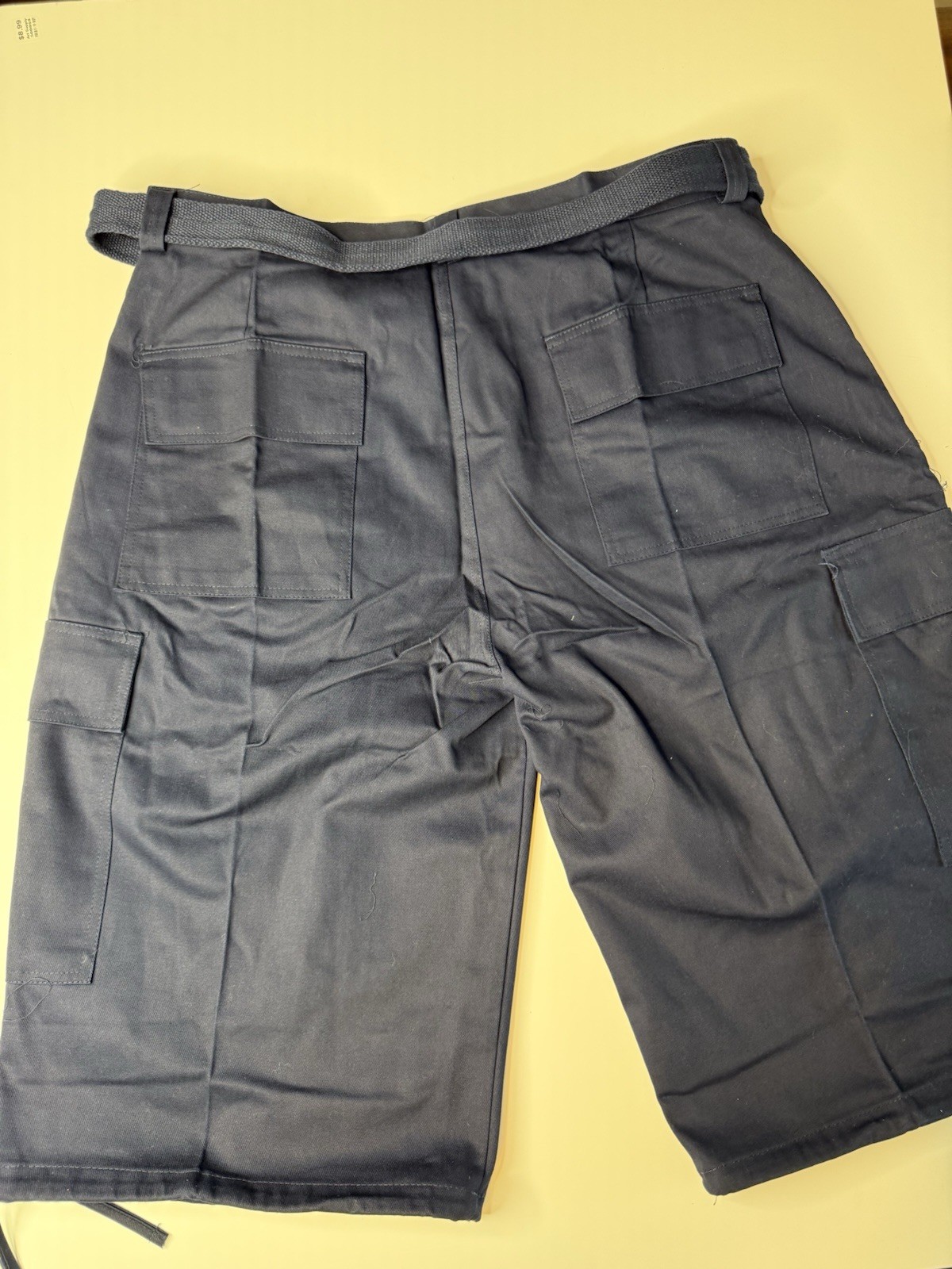 Vintage Dark Blue Beyond The Limits  Below The Knee Shorts Sz 40