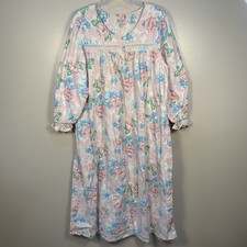 VTG Lindsey Blake Intimates Floral Cotton Flannel Nightgown Pink Crochet 1X
