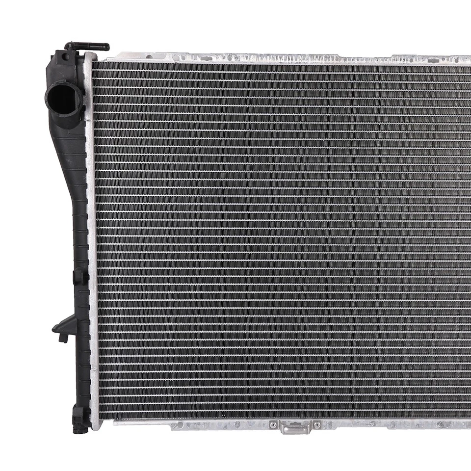 Radiator For 1997-1998 BMW 540i & 1994-1997 BMW 850Ci & 1995 1996-1998 BMW 740iL Foto 3 de 4