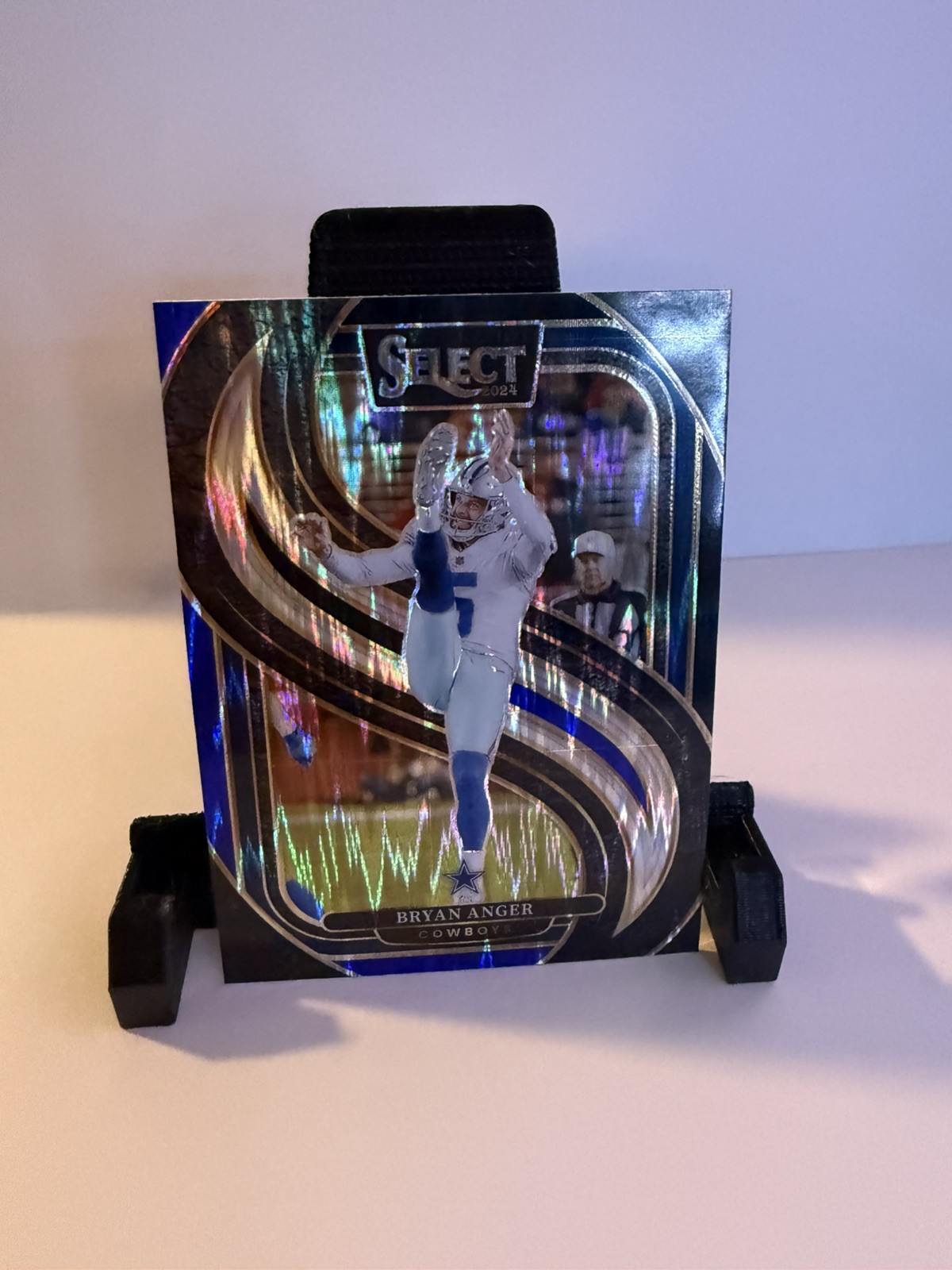 2024 Panini Select - Premier Level Bryan Anger Blue Shock Prizm #141