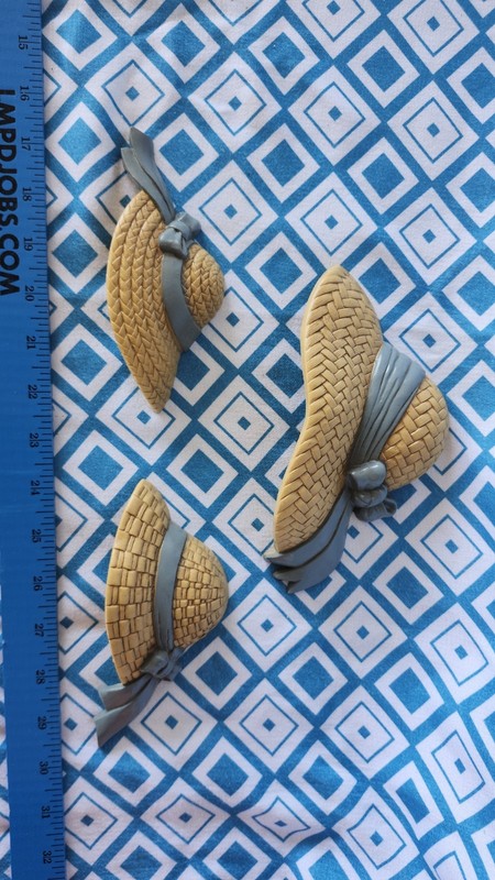Vintage BURWOOD Products USA - Wall PLAQUES - SET OF 3 Country STRAW HATS - 1987