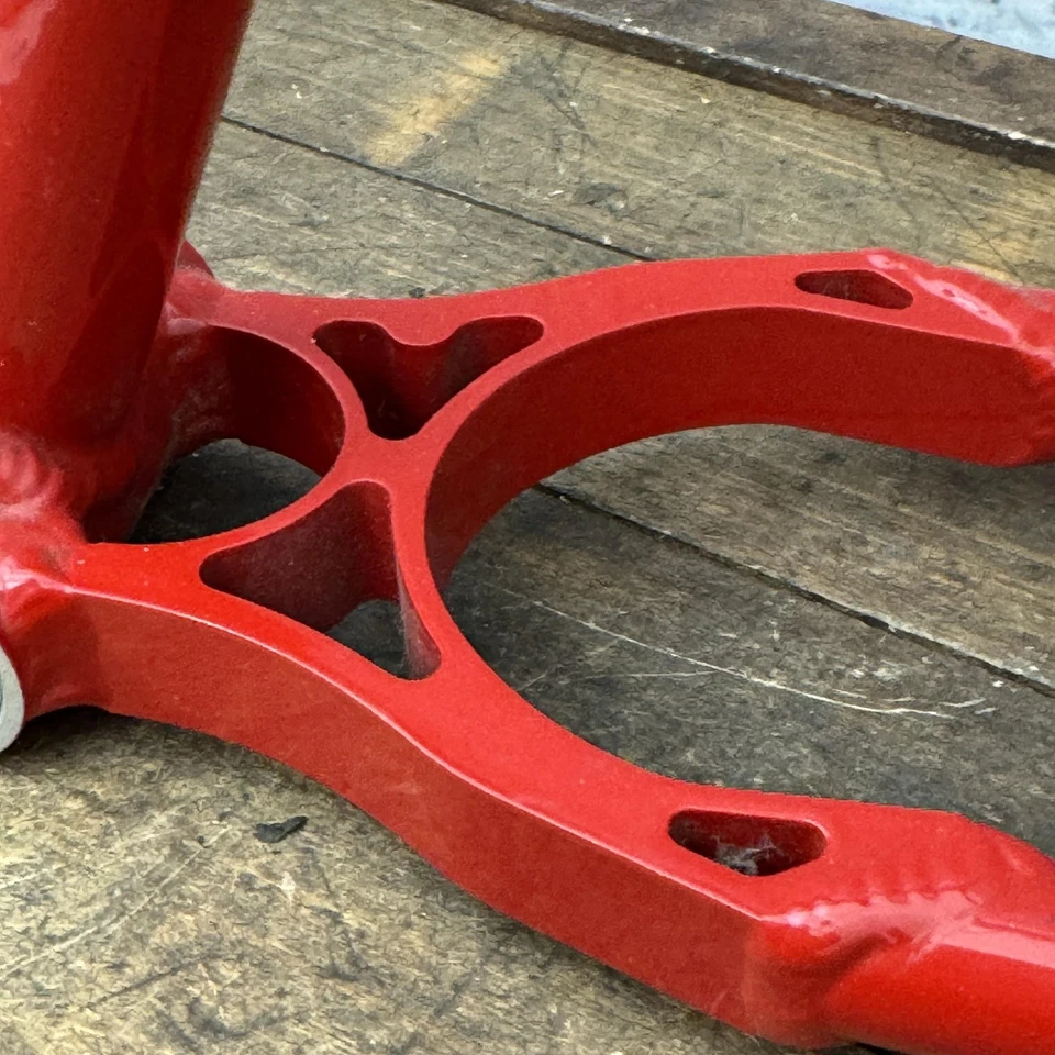 Bicicleta de colección Schwinn Homegrown Frame 21 pulgadas de aluminio rojo EE. UU. 26 pulgadas 135 mm 90 MTB Foto 4 de 4