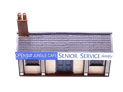 CORGI - 'JUNGLE' CAFE DIORAMA - HEAVY HAULAGE - CC11603 - 1:50 SCALE - Image 1 of 4