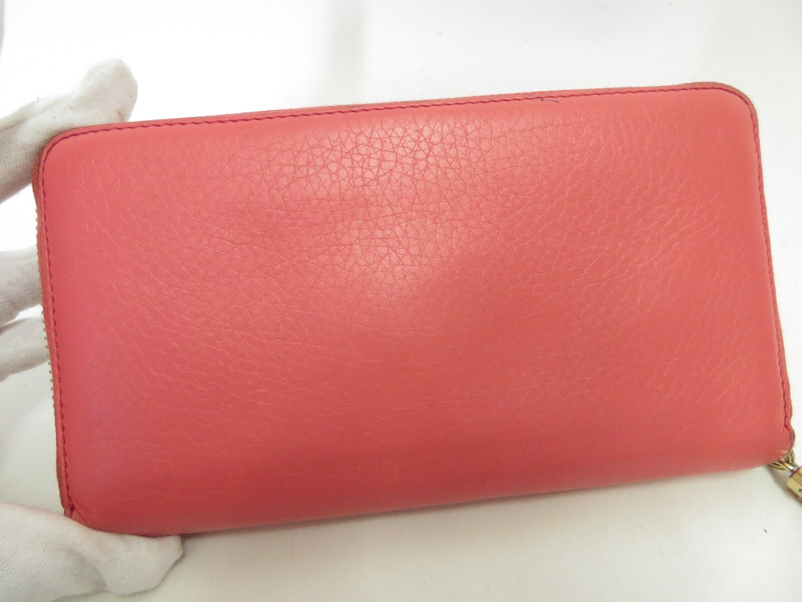 Authentic GUCCI GG Soho Interlocking Zip Around Z… - image 3