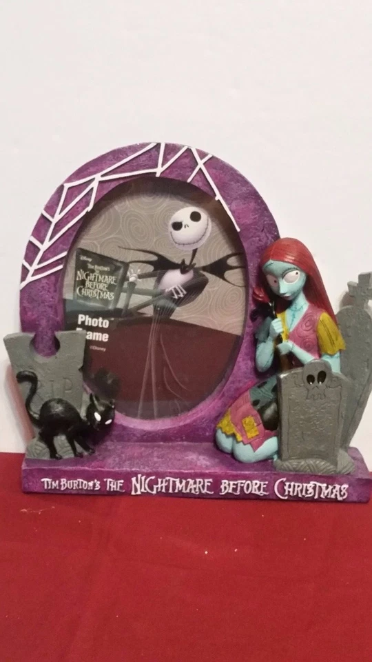 NIGHTMARE BEFORE CHRISTMAS PHOTO PICTURE FRAME CEMETERY SCENE SALLY 5 X 7 Foto 4 de 4