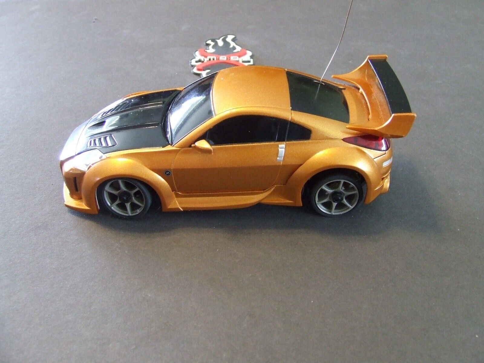 Picture 3 of 9