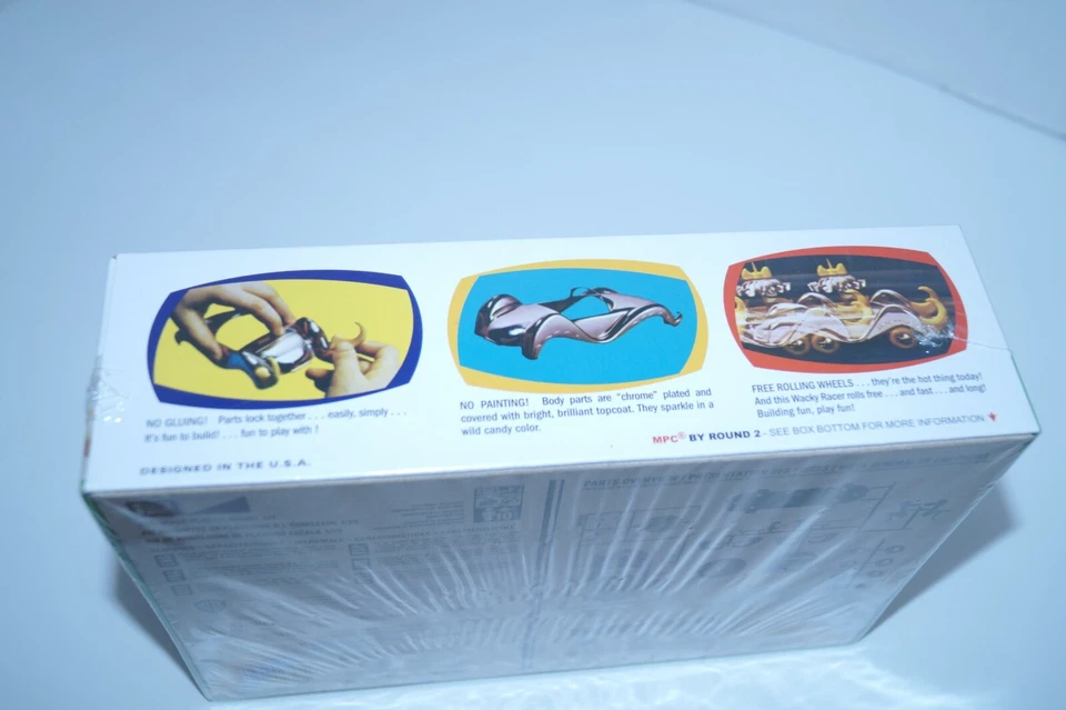 MPC Model Kit WAKY RACES The Compact Pussycat with Penelope Pitstop - Image 3 of 4