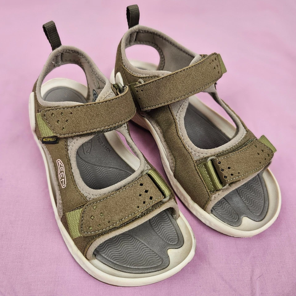 KEEN Waterproof Kids Sandals Size 6 US  Youth Outdoor - Image 2 of 4