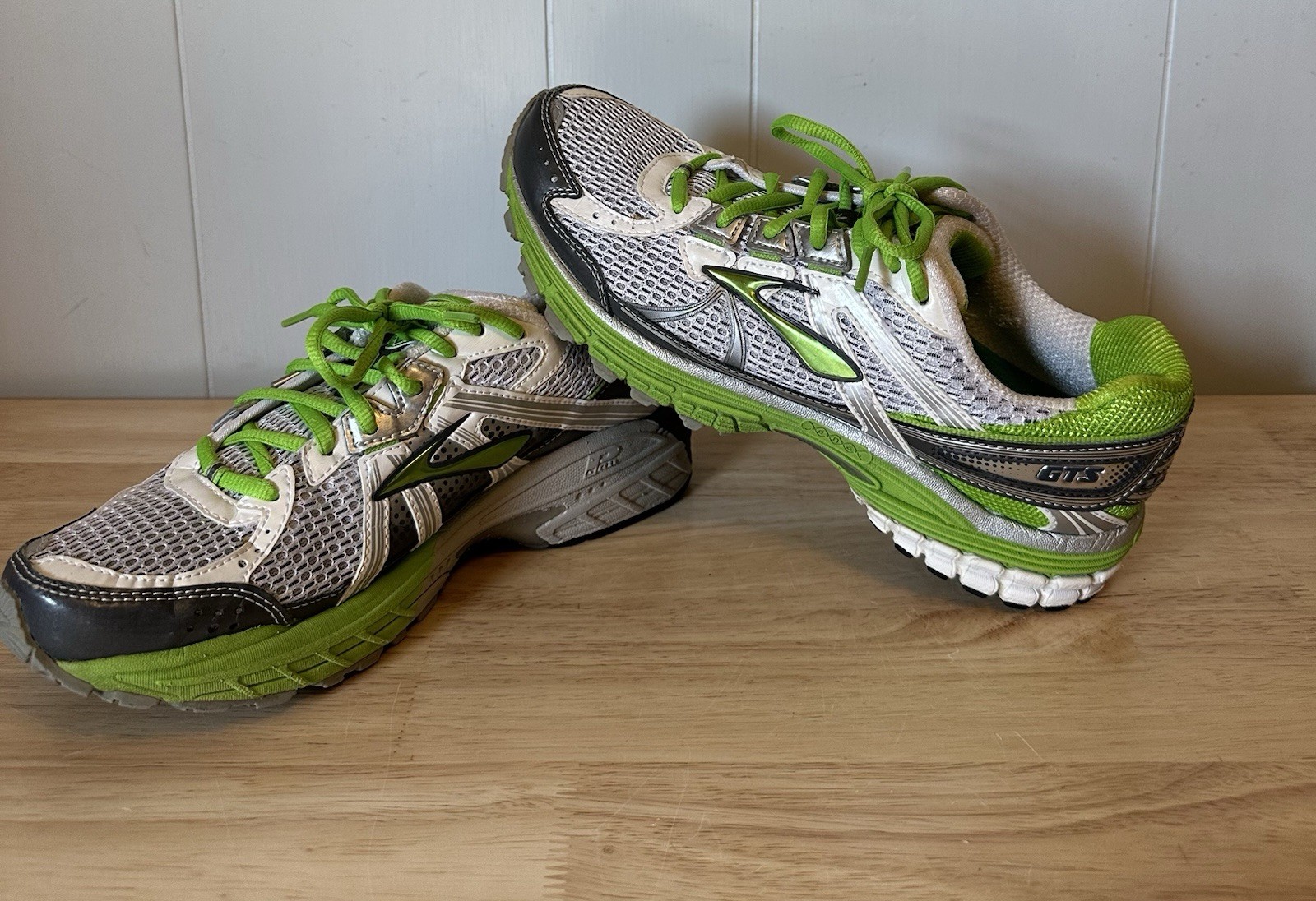 Brooks Adrenaline GTS 13 Women&rsquo;s Size 9M B Preowned Lightl