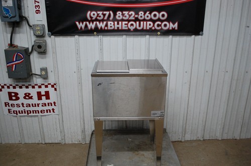 Taprite FS1522-8 Underbar Stainless Ice Well Bin Chest w/ 8 Circuit Cold Plate