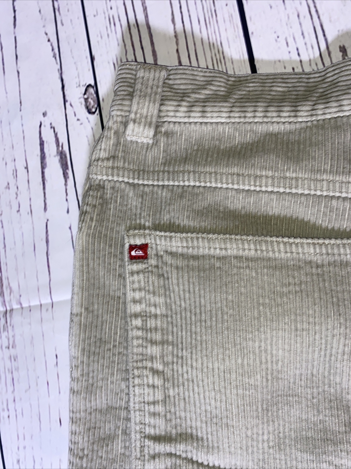 Quicksilver Corduroy Shorts Mens Size 36 Beige Surf Skater Baggy Fit