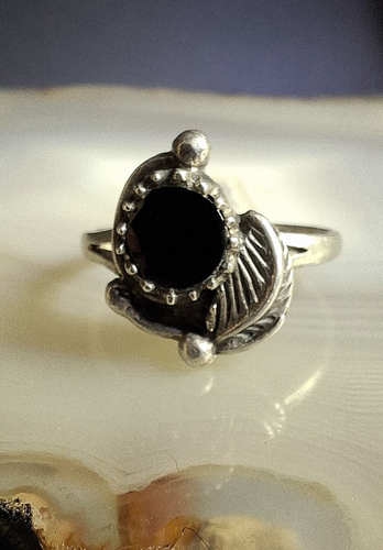 Ring Silber 925 Onyx Federn dekorativer Navajo Indianer Ring 17 mm