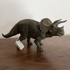 New NWT - TRICERATOPS - Papo Prehistoric Dinosaur 2006