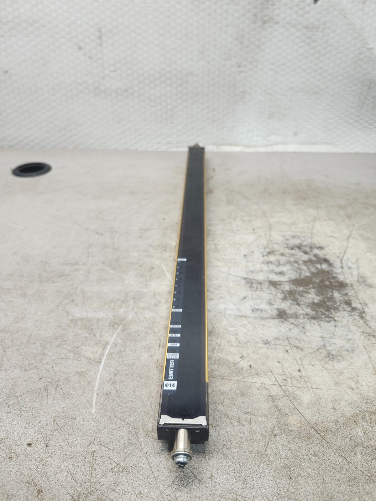 USED OMRON SAFETY LIGHT CURTAIN F3SJ-A0515P14-L