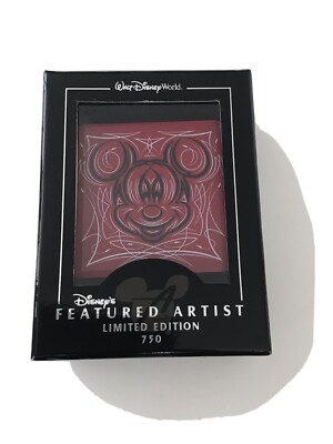 2005 Featured Artist Thomas Scott Mickey Head Custom Pinstripe LE 750 Disney Pin