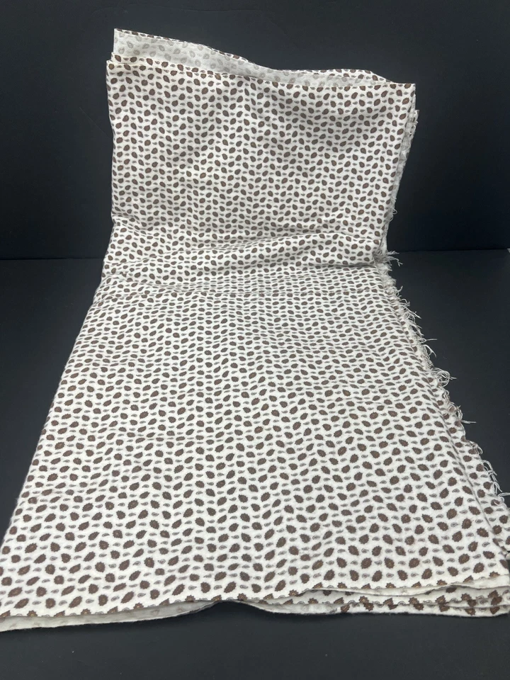 Tela Vintage Marrón Paisley Franela 34.5”W X 140” L Mezcla Algodón/Algodón Foto 2 de 4