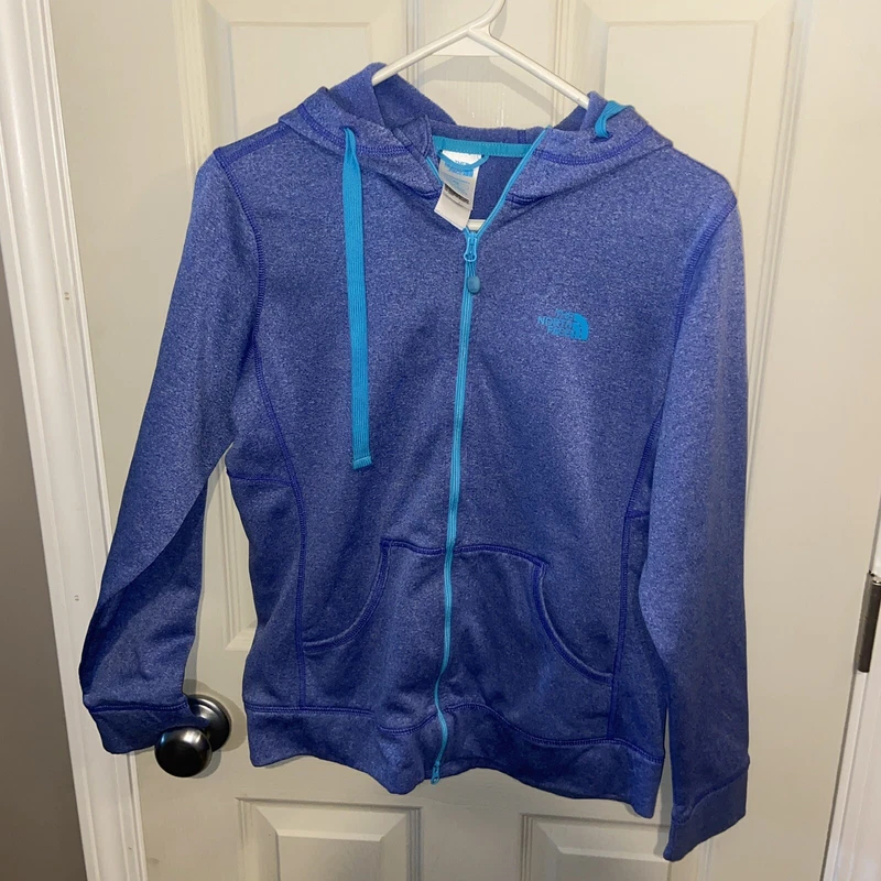 north-face full zip hooded jacket