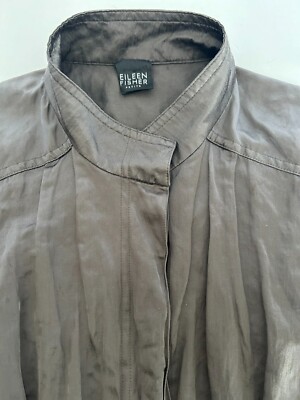 Jacket windbreaker Eileen Fisher Size P ''wrinkled'' metallic, hidden button close