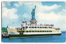 Postcard Miss Liberty Ferry from Battery Park to Bedloes Island VTG VPC02.