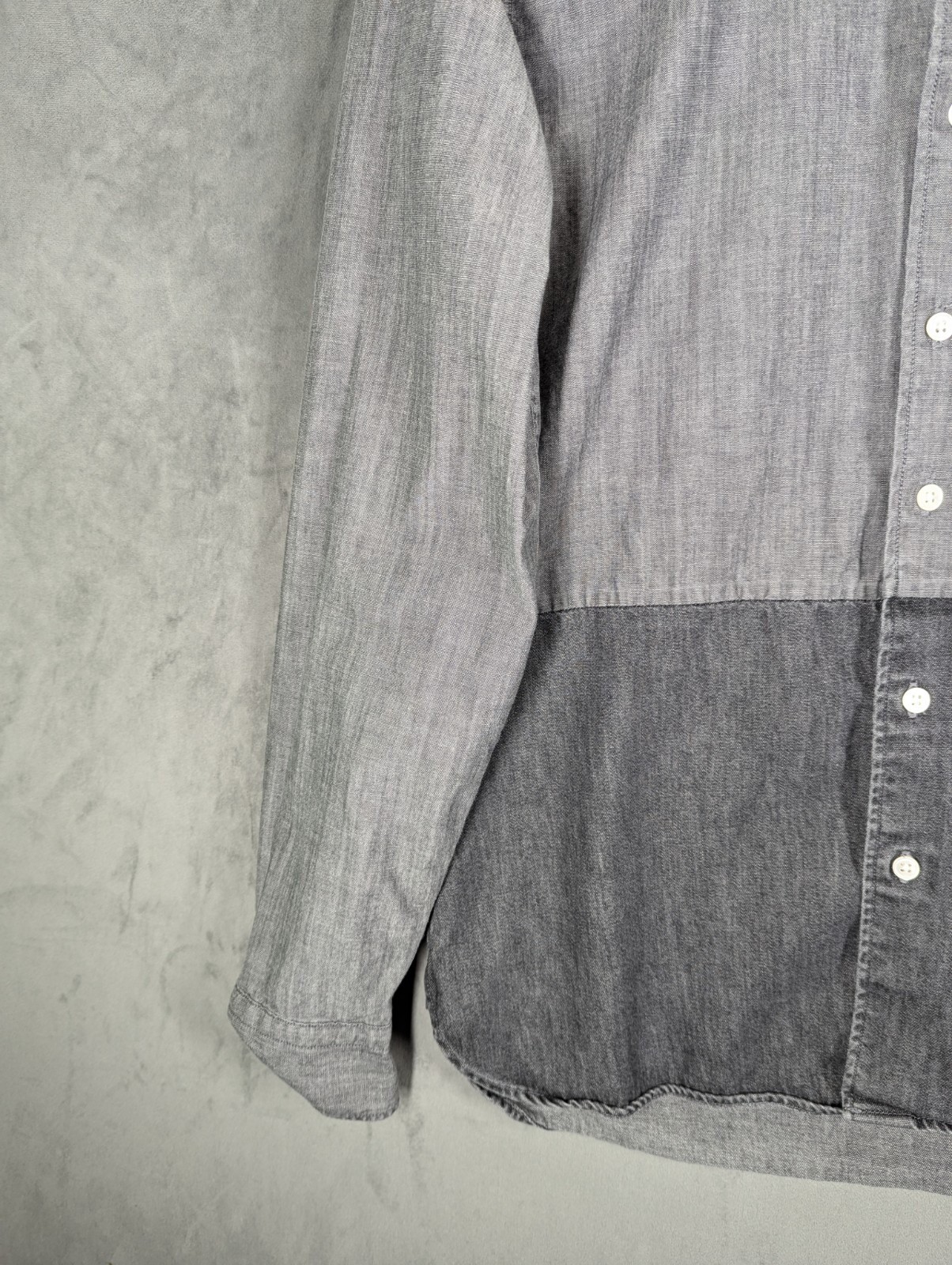 Levi's Two Tone Shirt Men's Size Medium Single Pocket Cotton Grey Charcoal image 4