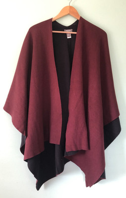 Martha Stewart Ruana Wrap Shawl Poncho Cape Womens Burgundy Black One Size Plus