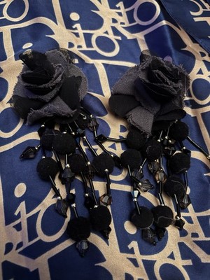 Zara Black Rose Earrings 