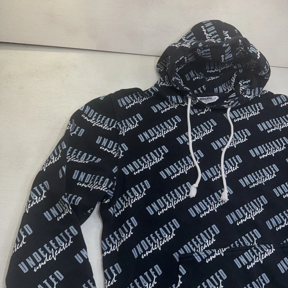 Undefeated Large Black And White Fanatic Hoodie Sweatshirt Adult AOP Hand Pocket - Image 4 of 4