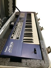 Roland JX-305 Synthesizer with SKB Hard Case with Casters AC Adapter