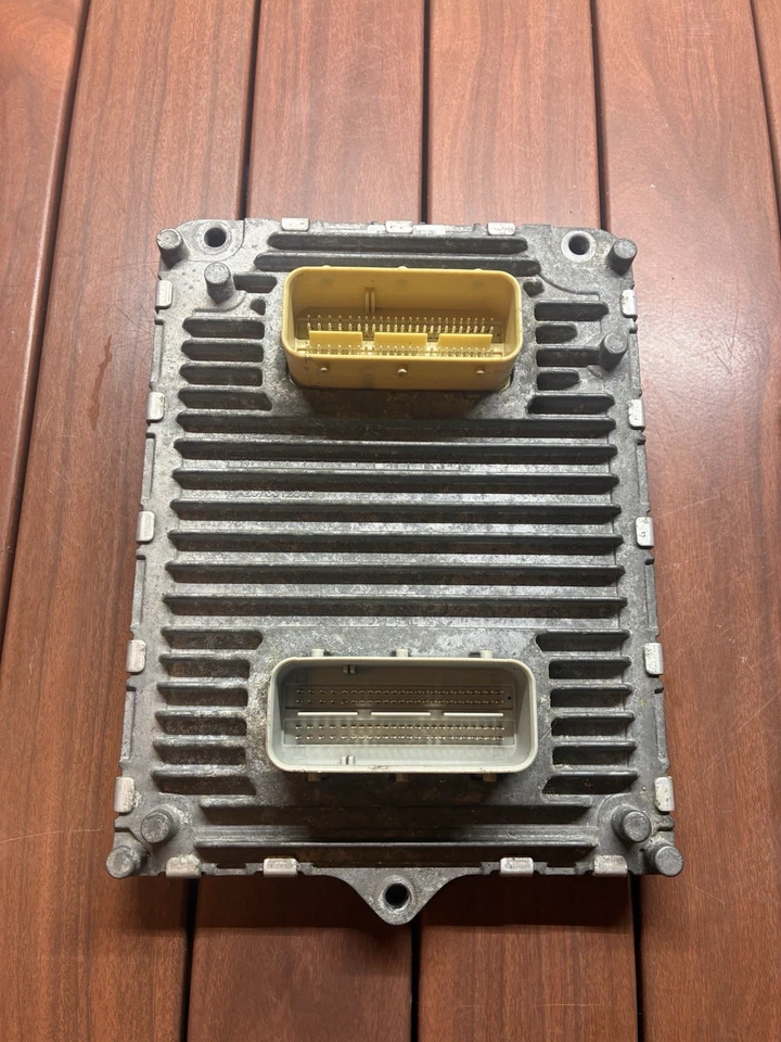 RAM 3500 2015 5,7 L 2x2 módulo de control del motor ECU ECM PCM OEM P68232164AD Foto 3 de 4