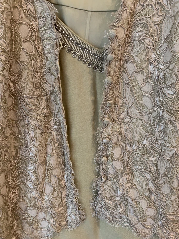 Carmen Marc Valvo Mujer 14W Conjunto Formal 3 piezas Encaje Chaqueta Concha Falda SAKS Excelente Foto 3 de 4