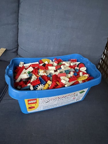 LEGO Blöcke 6 Pfund. Räder Figuren kleine und große Blöcke. Enthält Aufbewahrungsbehälter - Bild 11 von 12