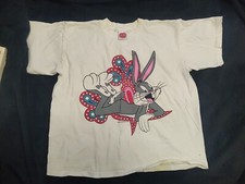 Vintage LOONEY TUNES T-Shirt 1994 WB Tag Bugs Bunny 90s cartoon prop Graphic