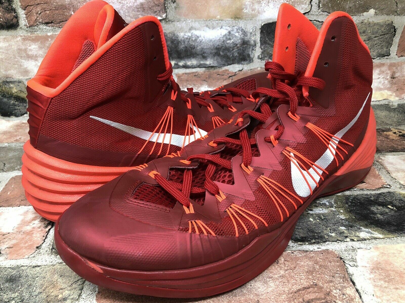 red 2013 hyperdunks